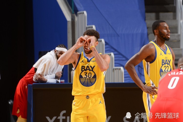  库里三分球破四千，勇士刷新队史纪录