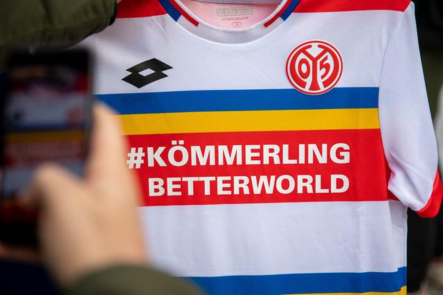 九游会- 美因茨与科技公司合作开发智能球衣，实时监测运动数据  